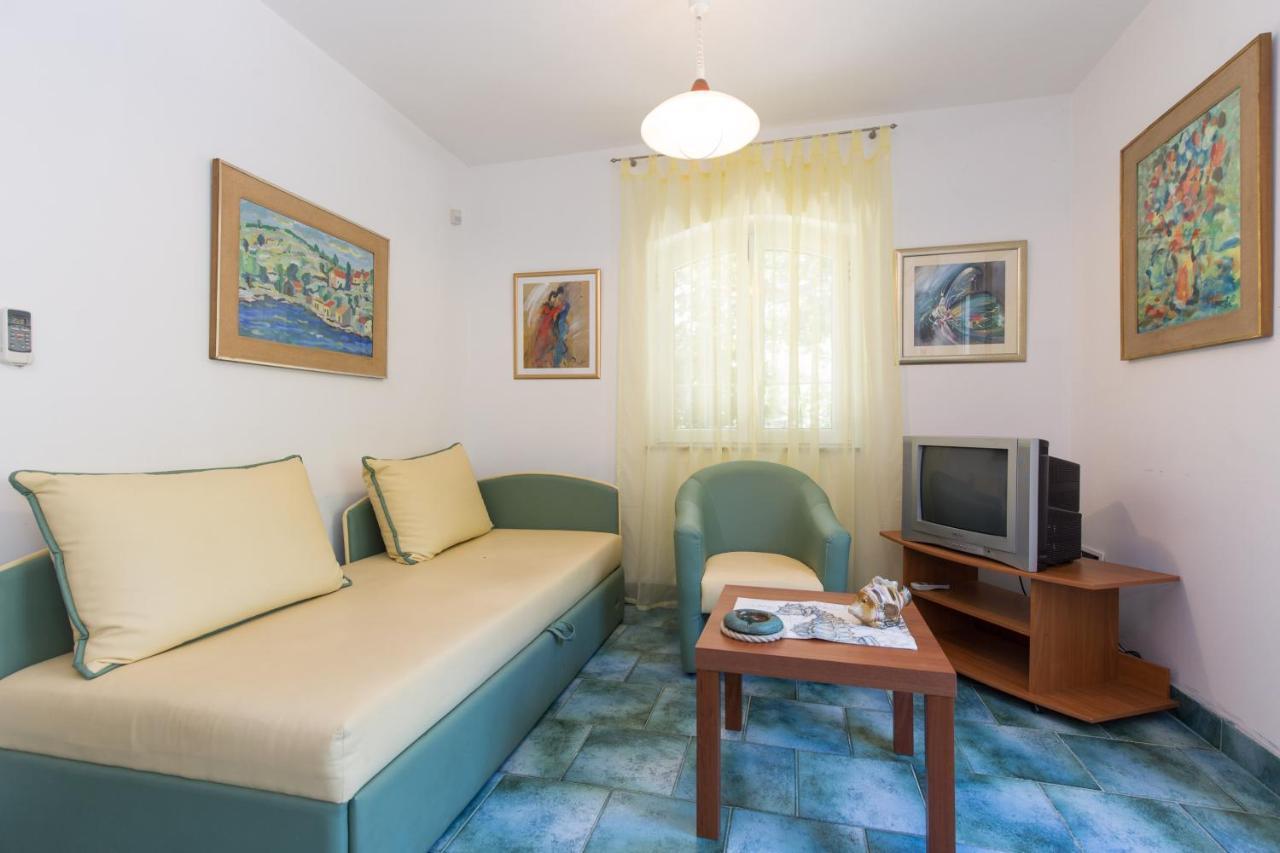 נובי ווינודולסקי Villa Stefi מראה חיצוני תמונה